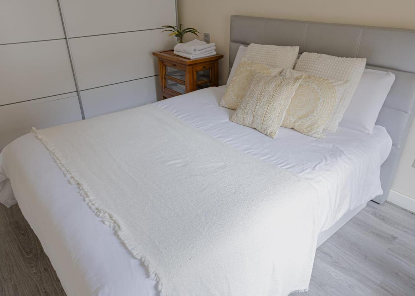 Apartamento Cerca Del Pilar 萨拉戈萨 外观 照片